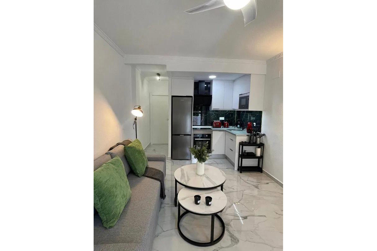 Reventa - Apartamento / piso - Torrevieja - Los Frutales