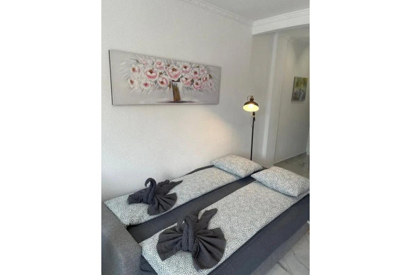 Reventa - Apartamento / piso - Torrevieja - Los Frutales