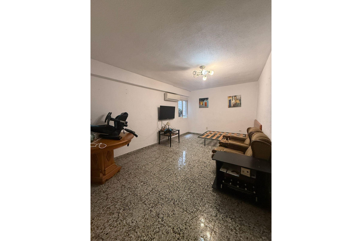 Herverkoop - Appartement  - Alicante - Carolinas Bajas