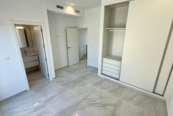 Reventa - House - Polop - Alberca