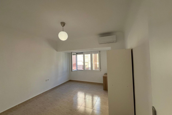 Lange Termijn Verhuur - Appartement  - Alicante - Centro