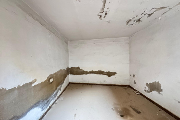 Herverkoop - Fabriekshal - Torrevieja - Centro