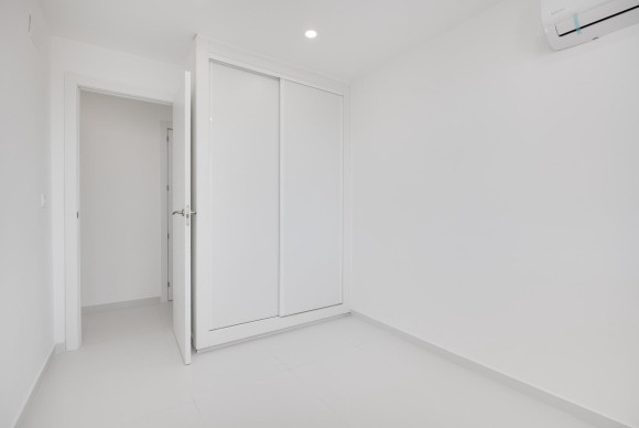 Reventa - Apartamento / piso - Torrevieja - playa de los naufragos