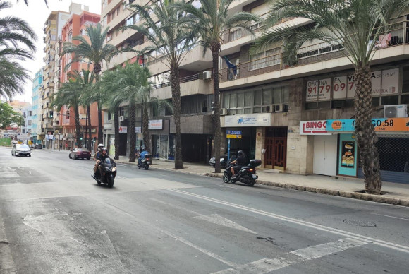 Reventa - Local Comercial - Alicante - Centro Tradicional