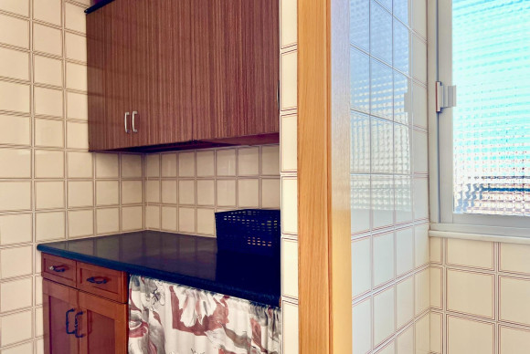 Herverkoop - Appartement  - Torrevieja - Las Piscinas Naturales