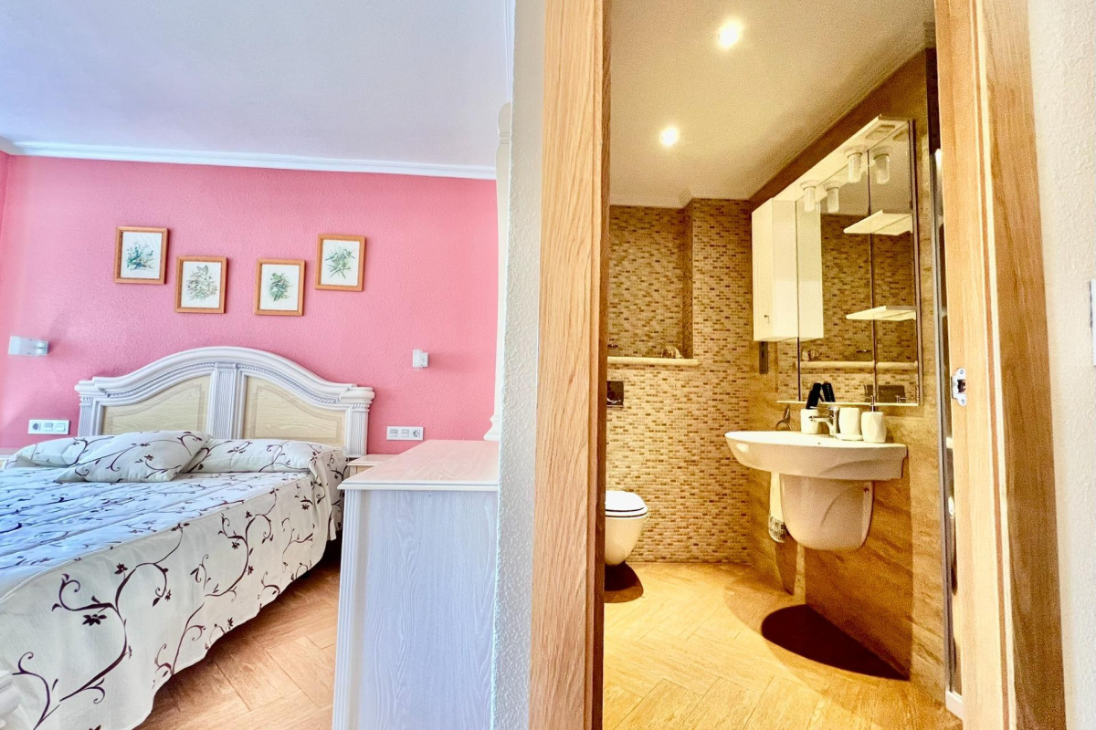 Herverkoop - Appartement  - Torrevieja - Las Piscinas Naturales