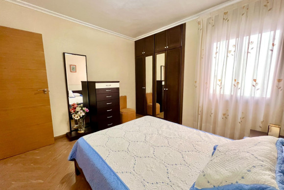 Herverkoop - Appartement  - Torrevieja - Las Piscinas Naturales