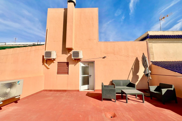 Herverkoop - Appartement  - Torrevieja - Las Piscinas Naturales