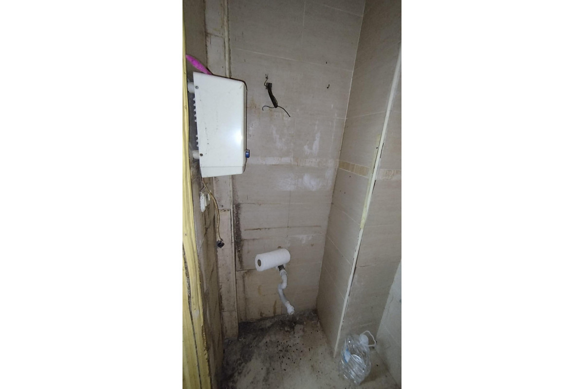 Alquiler a largo plazo - Local Comercial - Alicante - Carolinas Bajas