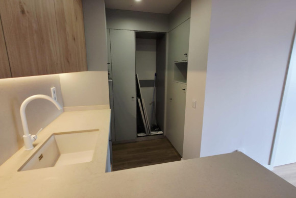 Reventa - Apartamento / piso - Alicante - Mercado