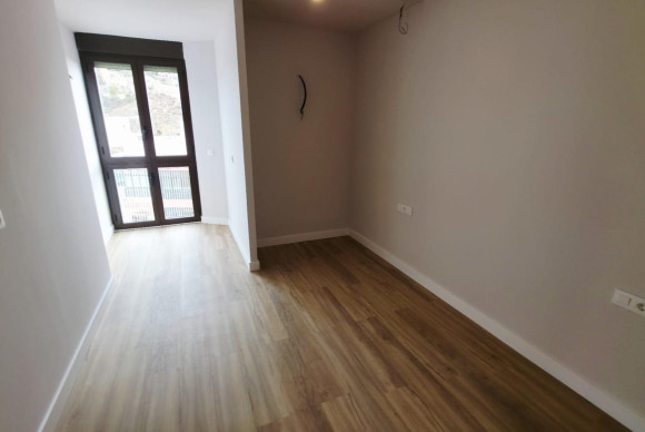 Reventa - Apartamento / piso - Alicante - Mercado