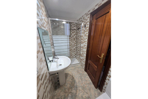 Alquiler a largo plazo - Apartamento / piso - Alicante - Los ángeles