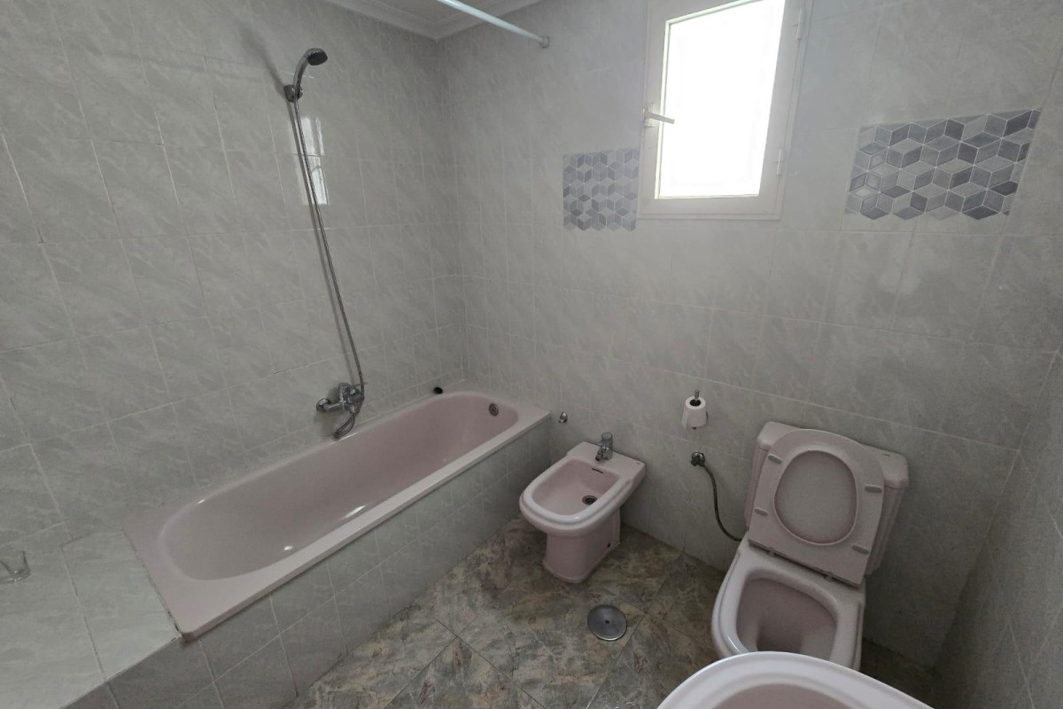 Alquiler a largo plazo - Apartamento / piso - Alicante - Los ángeles