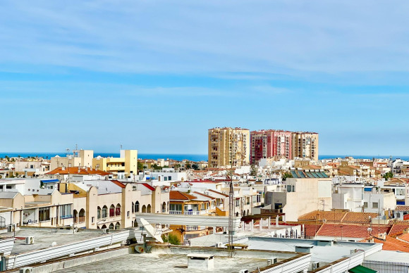 Herverkoop - Appartement  - Torrevieja - Playa del Cura