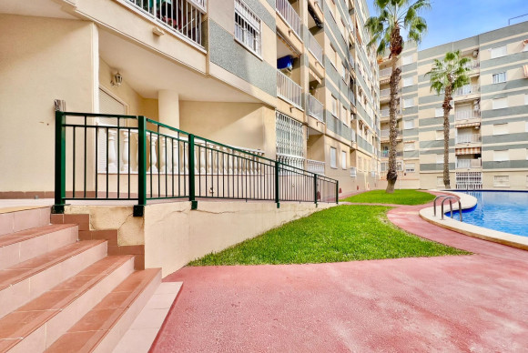 Herverkoop - Appartement  - Torrevieja - Playa del Cura