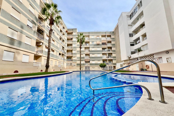 Herverkoop - Appartement  - Torrevieja - Playa del Cura