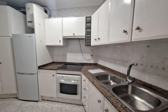 Alquiler a largo plazo - Apartamento / piso - Torrevieja - Centro