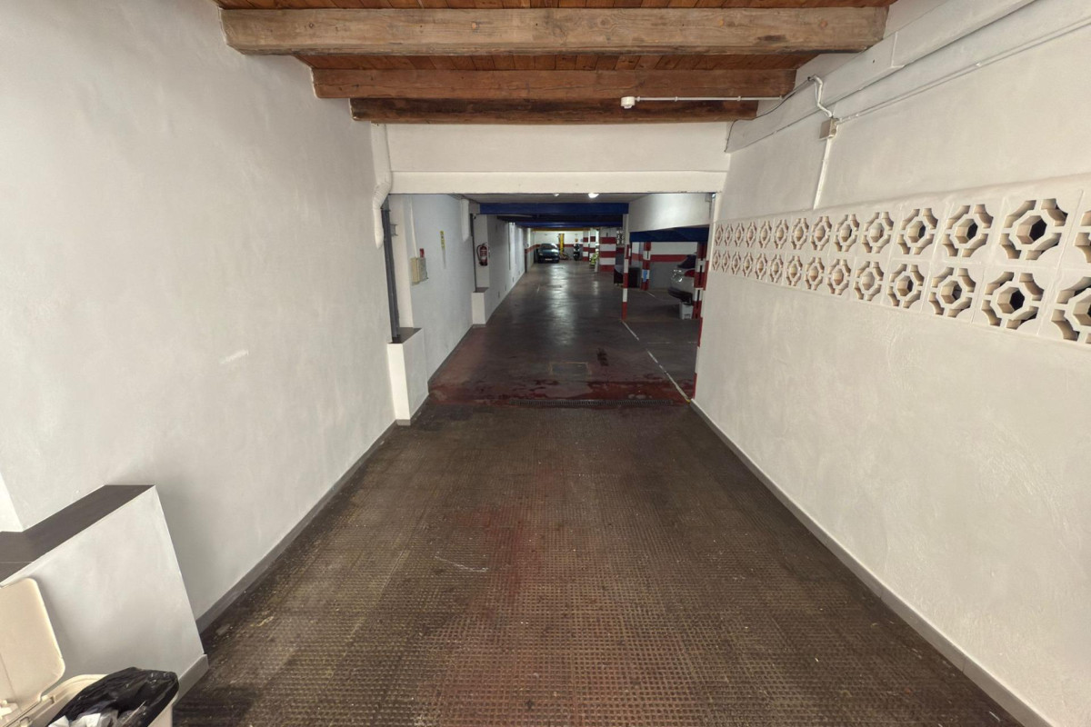 Reventa - Garaje - Alicante - Santo Domingo