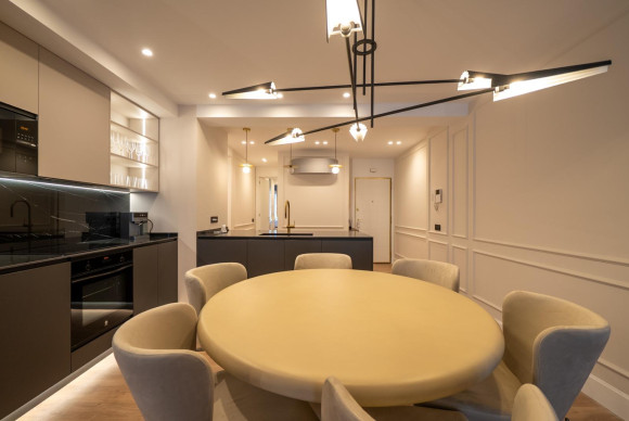 Reventa - Apartamento / piso - Madrid - Lista