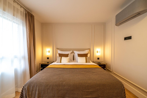 Reventa - Apartamento / piso - Madrid - Lista