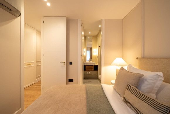 Reventa - Apartamento / piso - Madrid - Lista