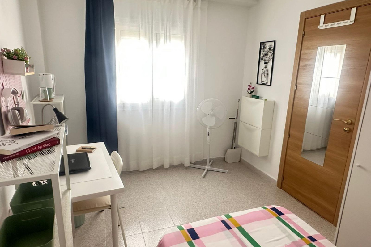 Herverkoop - Appartement  - Alicante - Carolinas Bajas