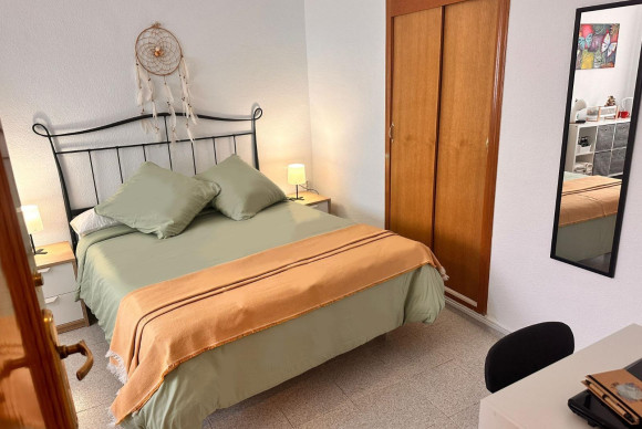 Herverkoop - Appartement  - Alicante - Carolinas Bajas