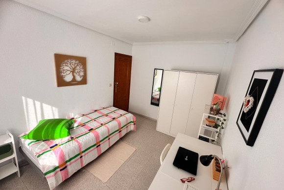 Herverkoop - Appartement  - Alicante - Carolinas Bajas