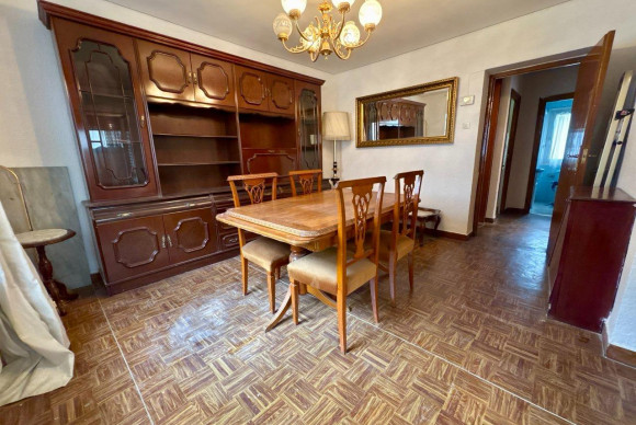 Herverkoop - Appartement  - Madrid - Tetuán