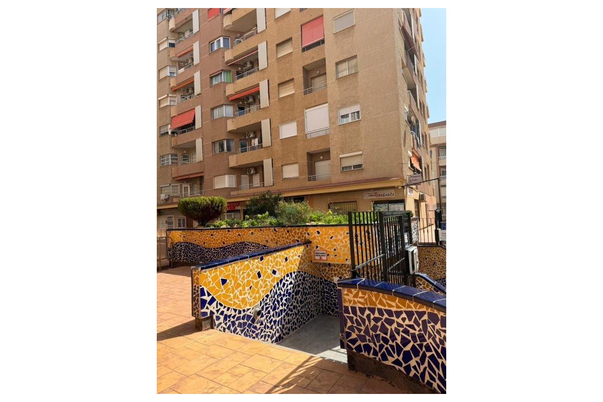 Reventa - Apartamento / piso - Torrevieja - Centro