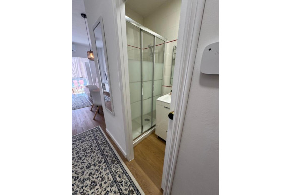 Reventa - Apartamento / piso - Torrevieja - Centro