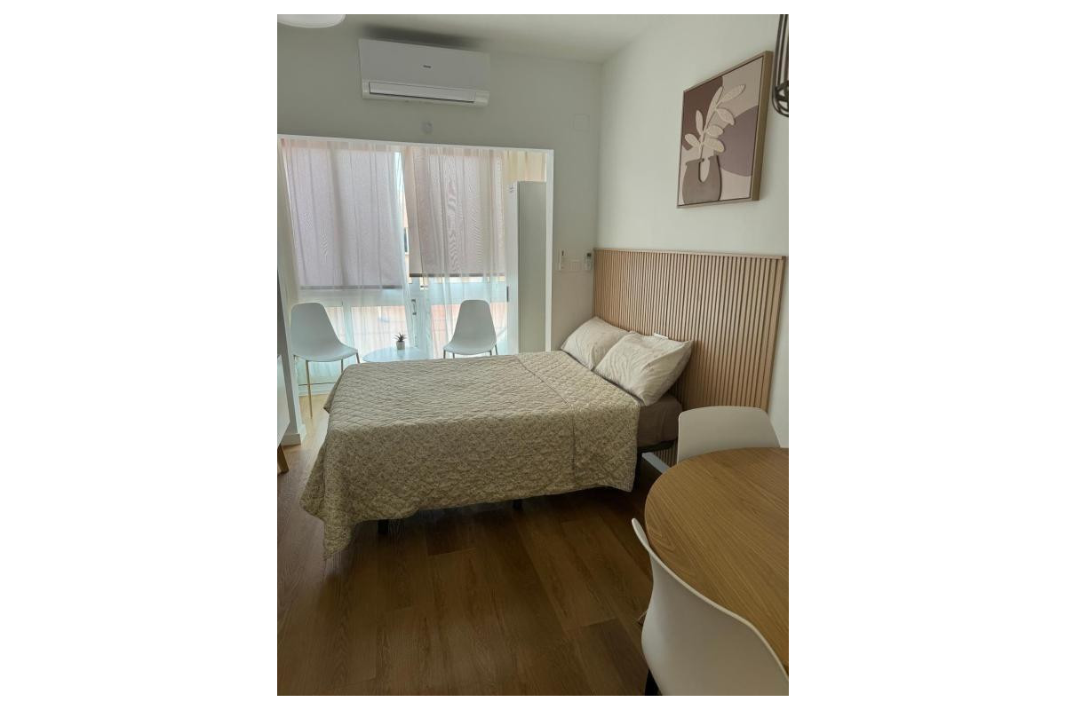 Reventa - Apartamento / piso - Torrevieja - Centro