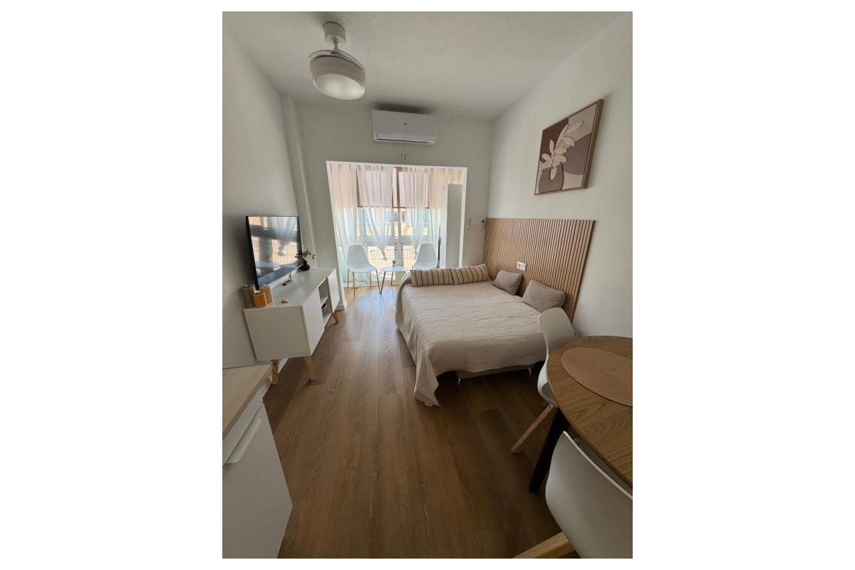 Reventa - Apartamento / piso - Torrevieja - Centro