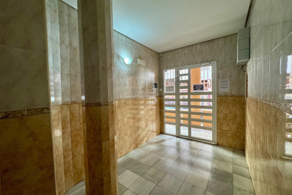 Reventa - Apartamento / piso - Torrevieja - Curva del Palangre