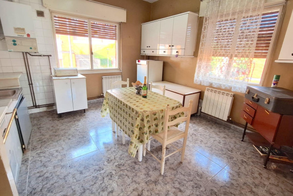 Herverkoop - Appartement  - Langreo - La Felguera