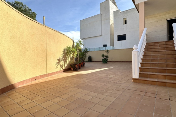 Reventa - Detached Villa - Orihuela Costa - Villamartin