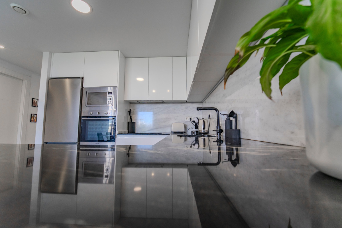 Reventa - Casa semi independiente - Benijofar