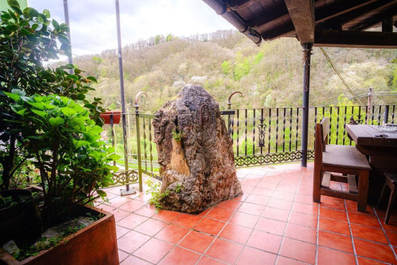 Reventa - Villa - Lena