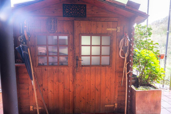 Reventa - Villa - Lena