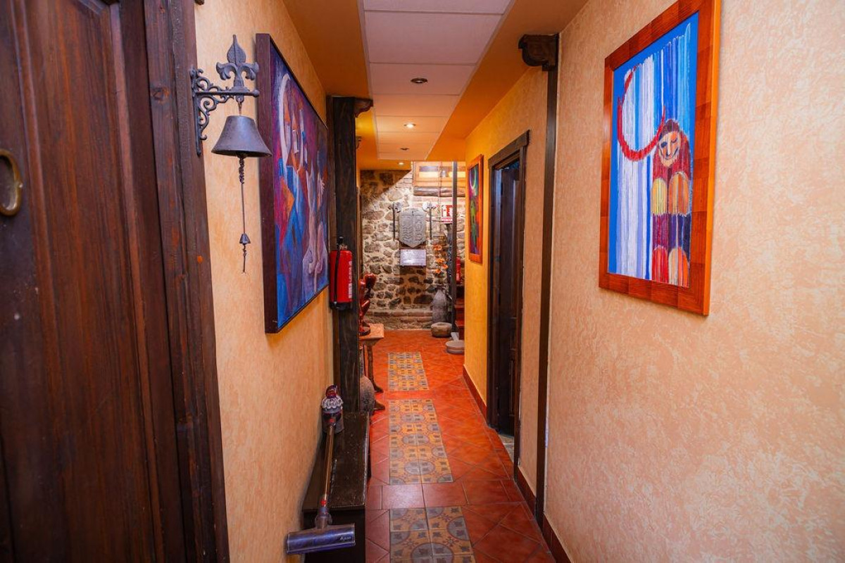 Reventa - Villa - Lena