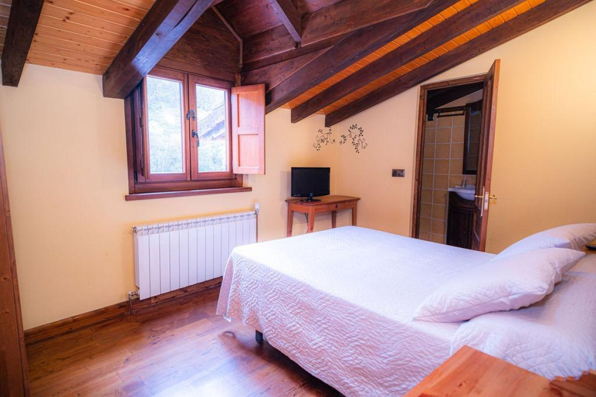 Reventa - Villa - Lena