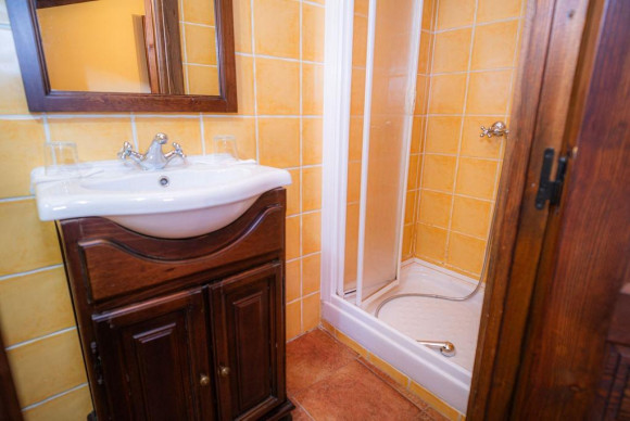 Reventa - Villa - Lena