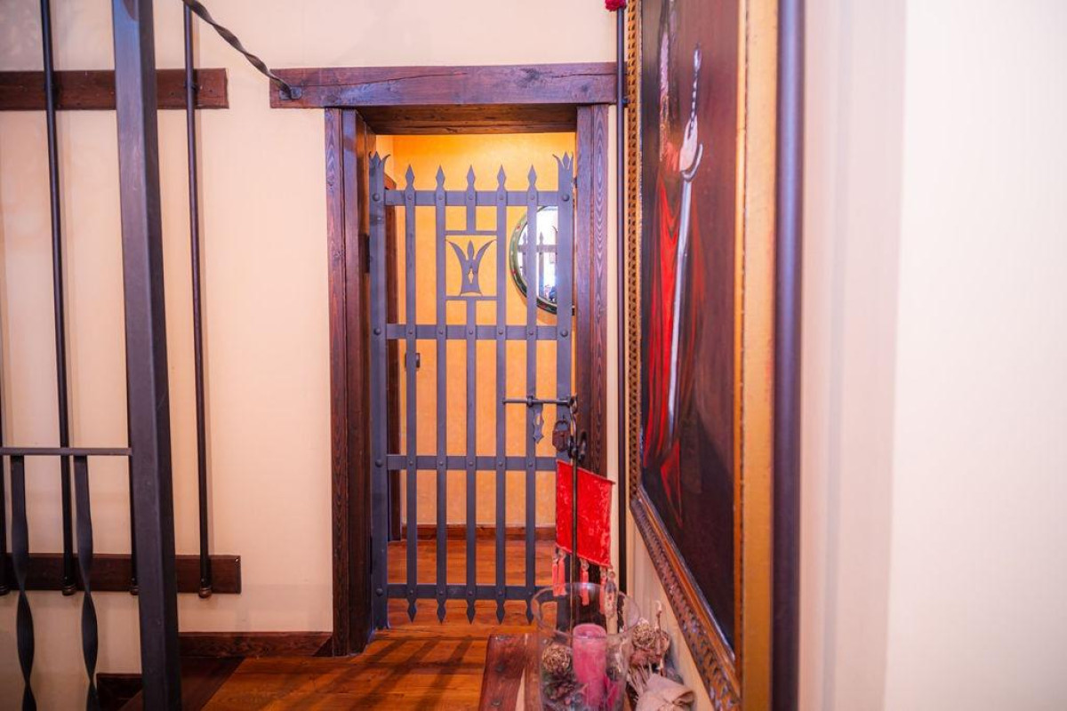 Reventa - Villa - Lena