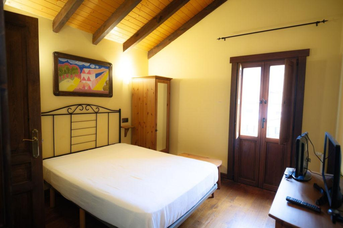 Reventa - Villa - Lena