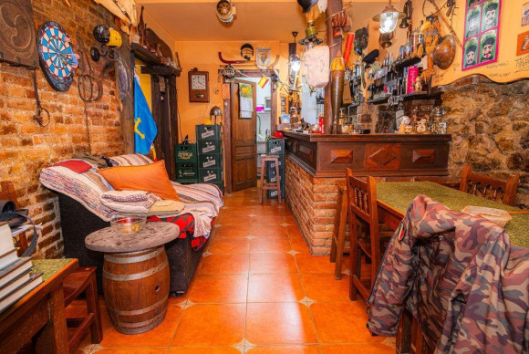 Reventa - Villa - Lena