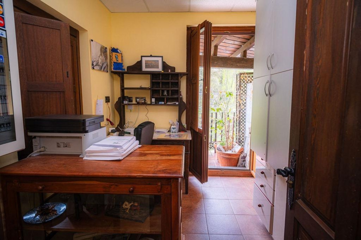 Reventa - Villa - Lena