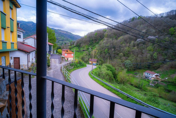 Reventa - Villa - Lena