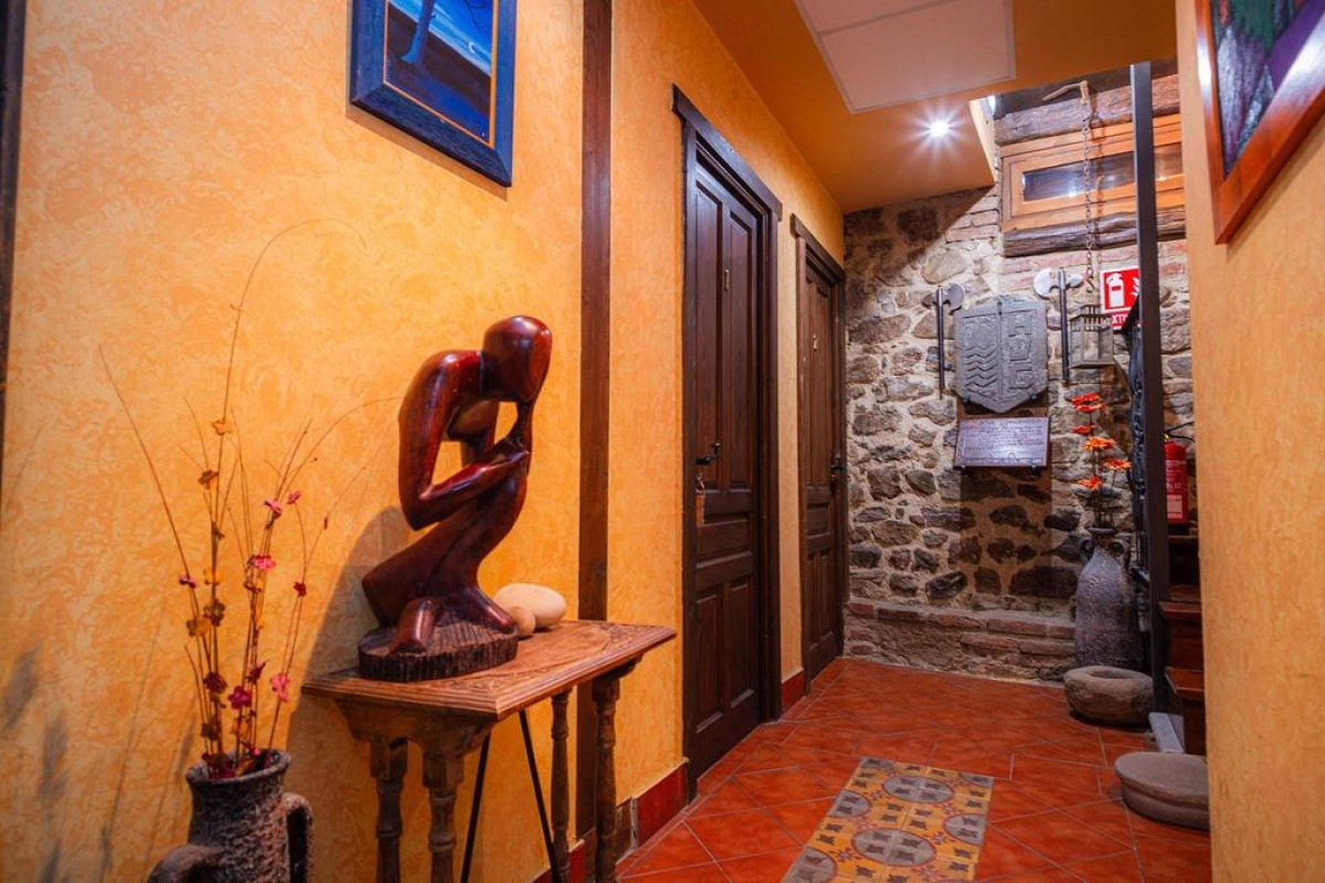 Reventa - Villa - Lena