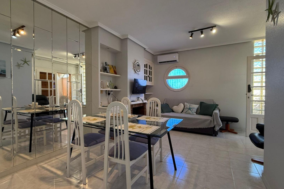 Reventa - Apartamento / piso - Torrevieja - Punta prima