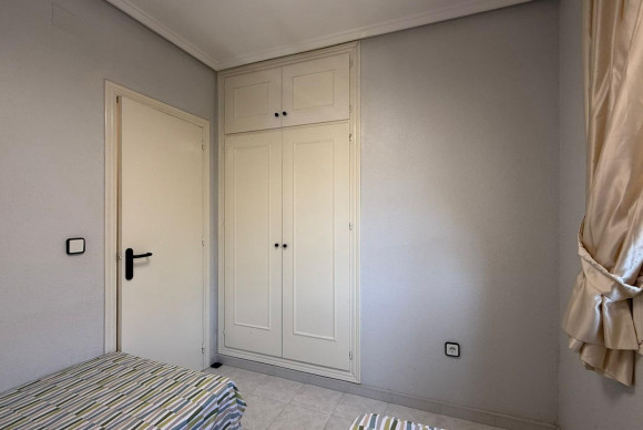 Reventa - Apartamento / piso - Torrevieja - Punta prima